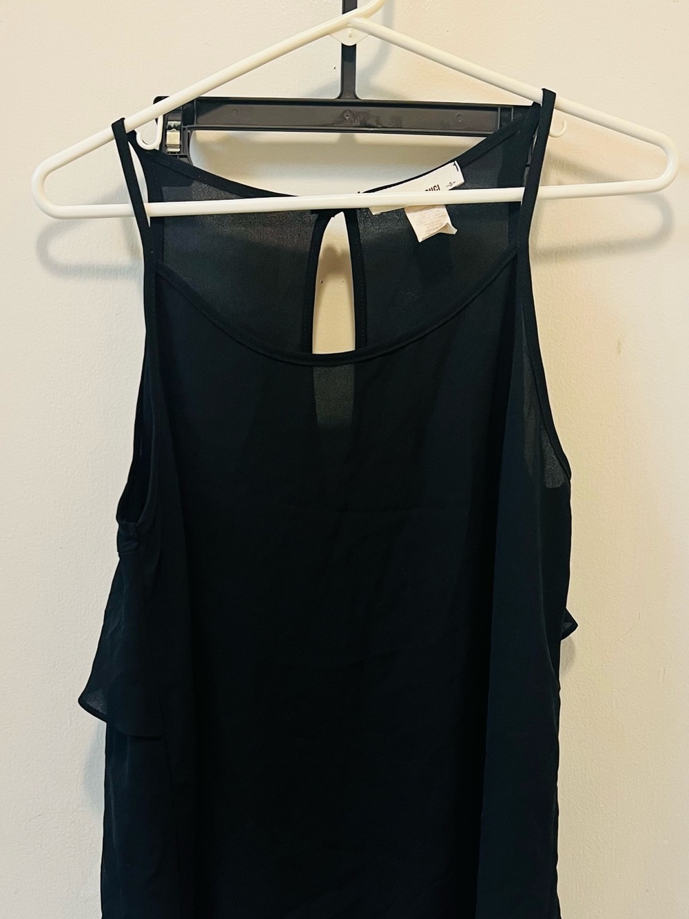 Sans Souci Black Sleeveless Camisole with Back Keyhole